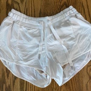 Lululemon hotty hot short 2.5” inseam